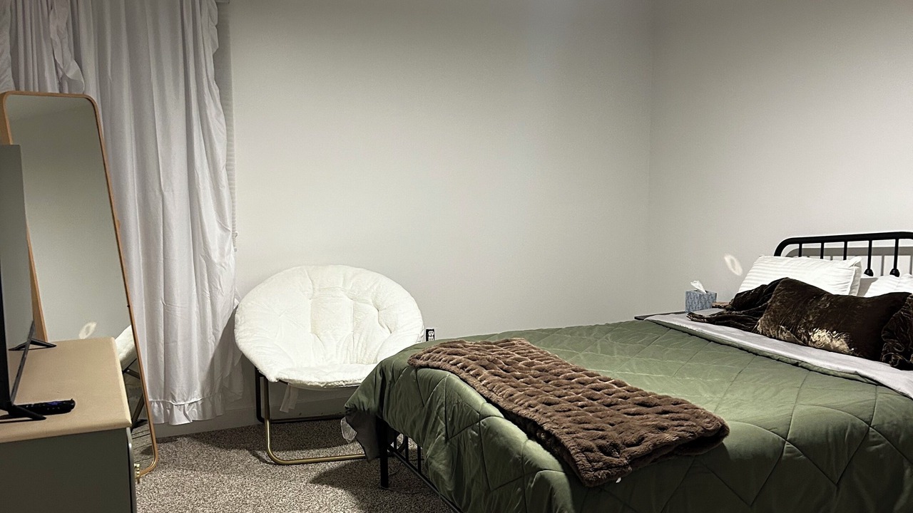 Photo of Bedroom in Bethel