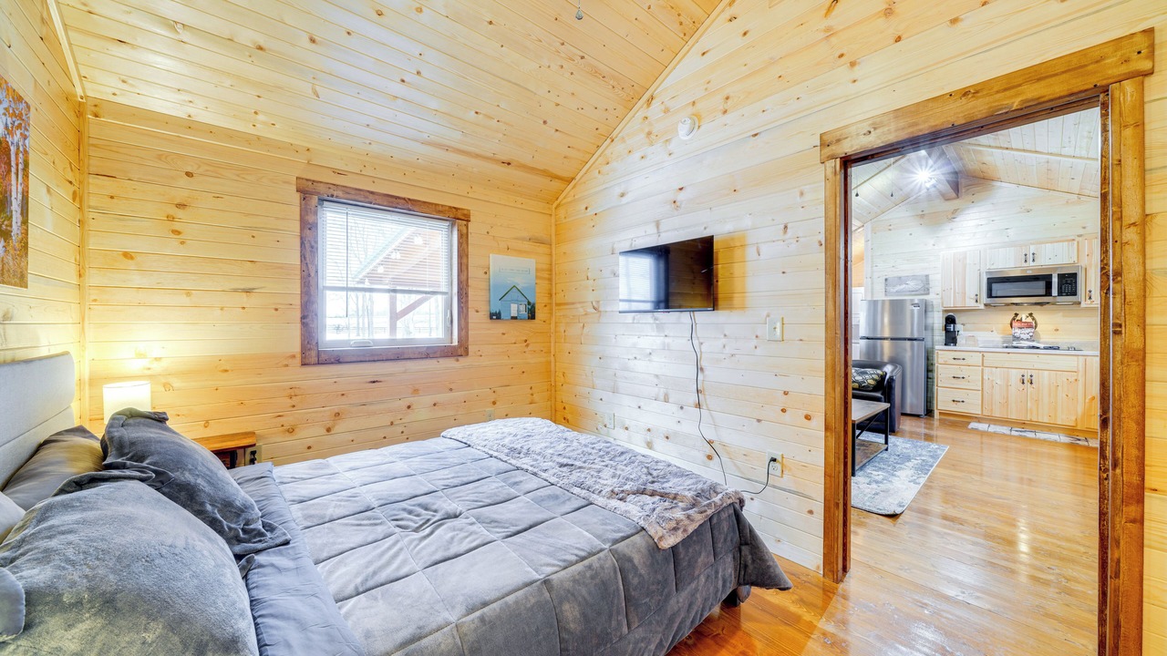 Photo of Bedroom in La Grange