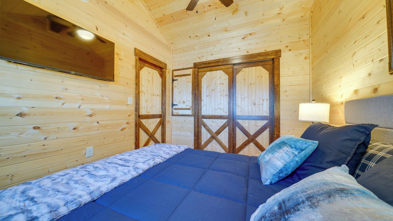 Photo of Bedroom in La Grange