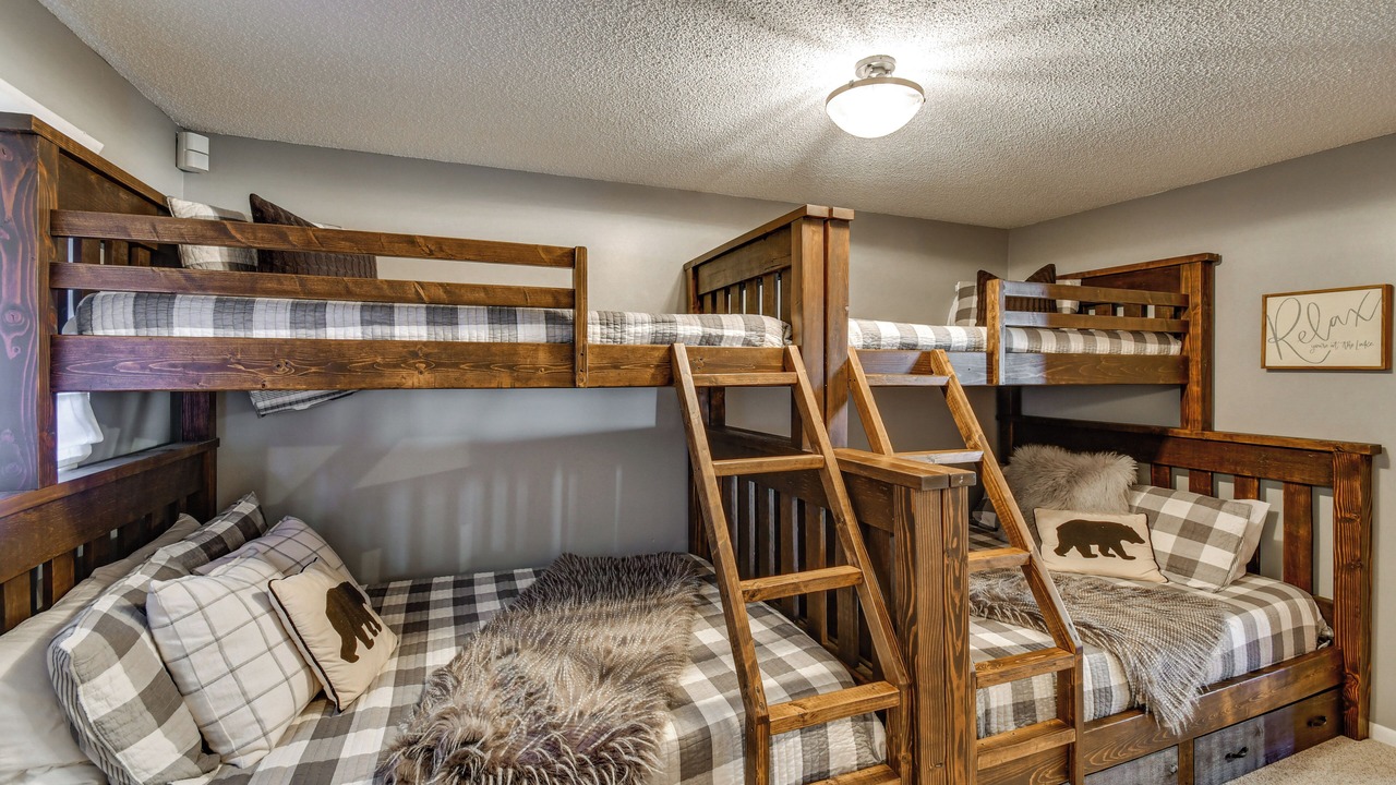 Photo of Bedroom in Lake Lure