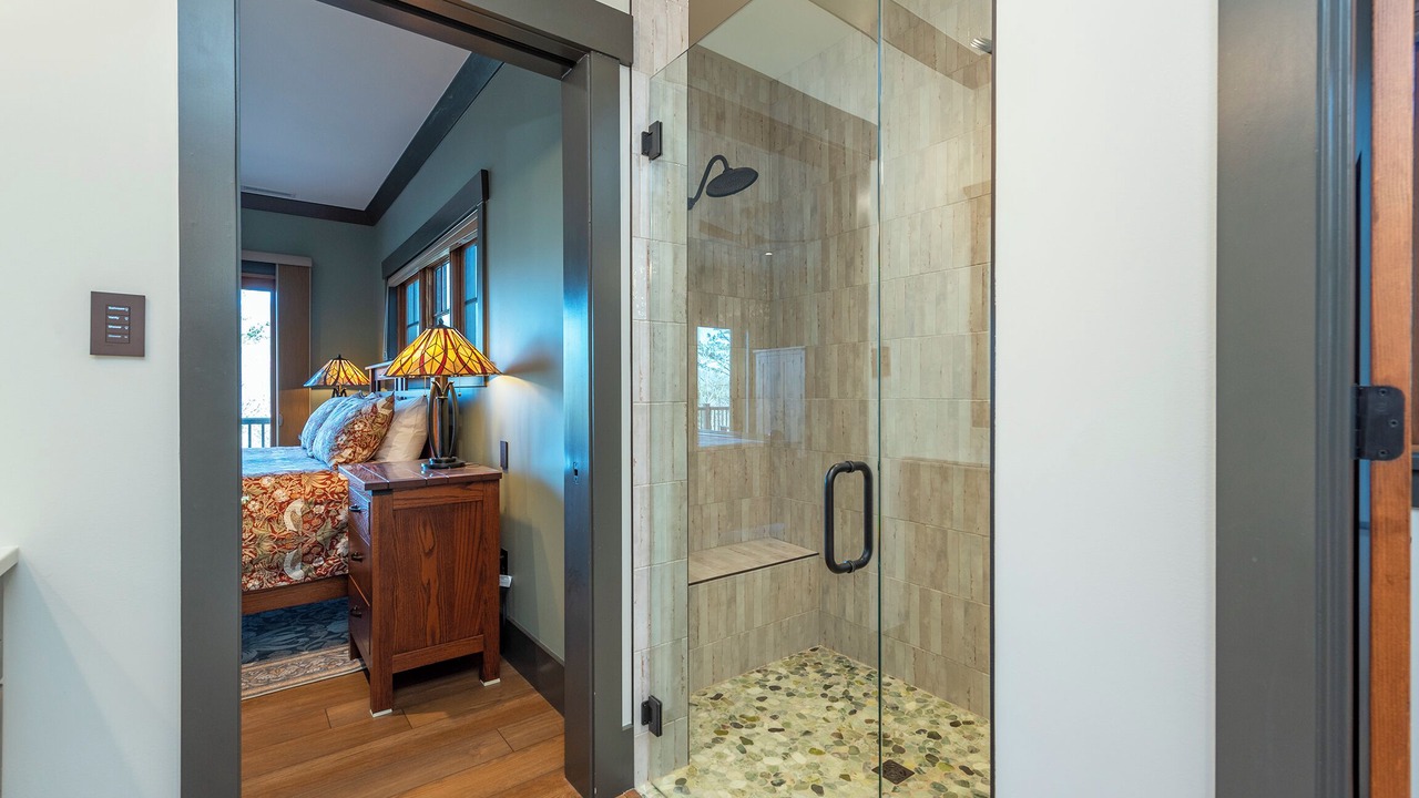 Photo of Bathroom in Black Mountain