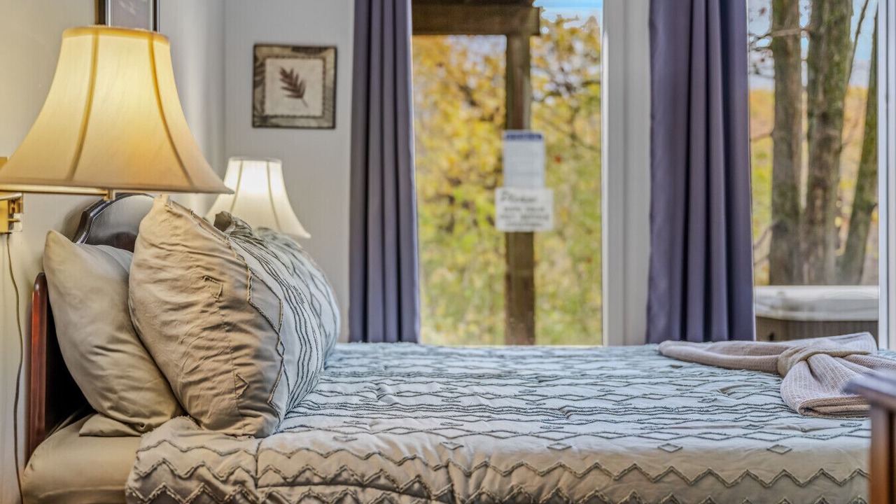 Photo of Bedroom in Berkeley Springs