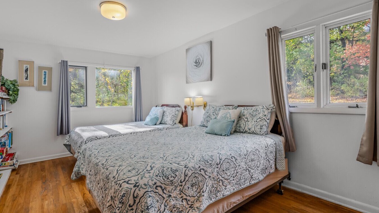 Photo of Bedroom in Berkeley Springs