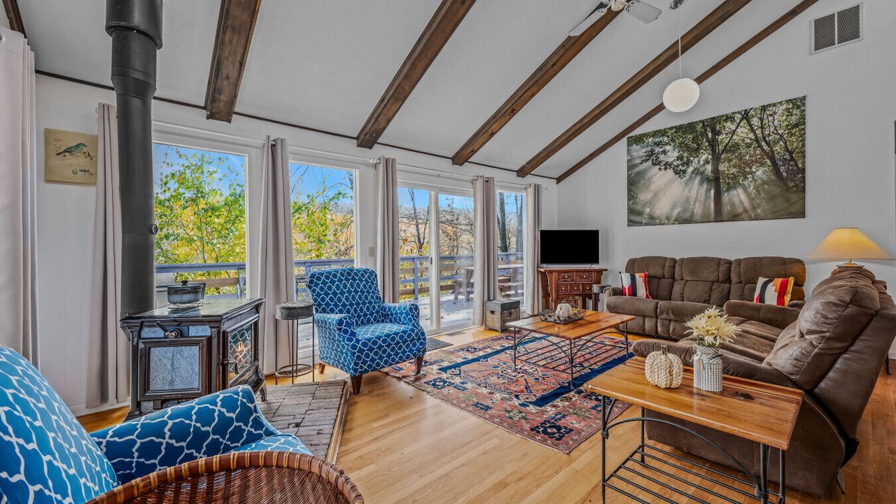 Photo of Livingroom in Berkeley Springs