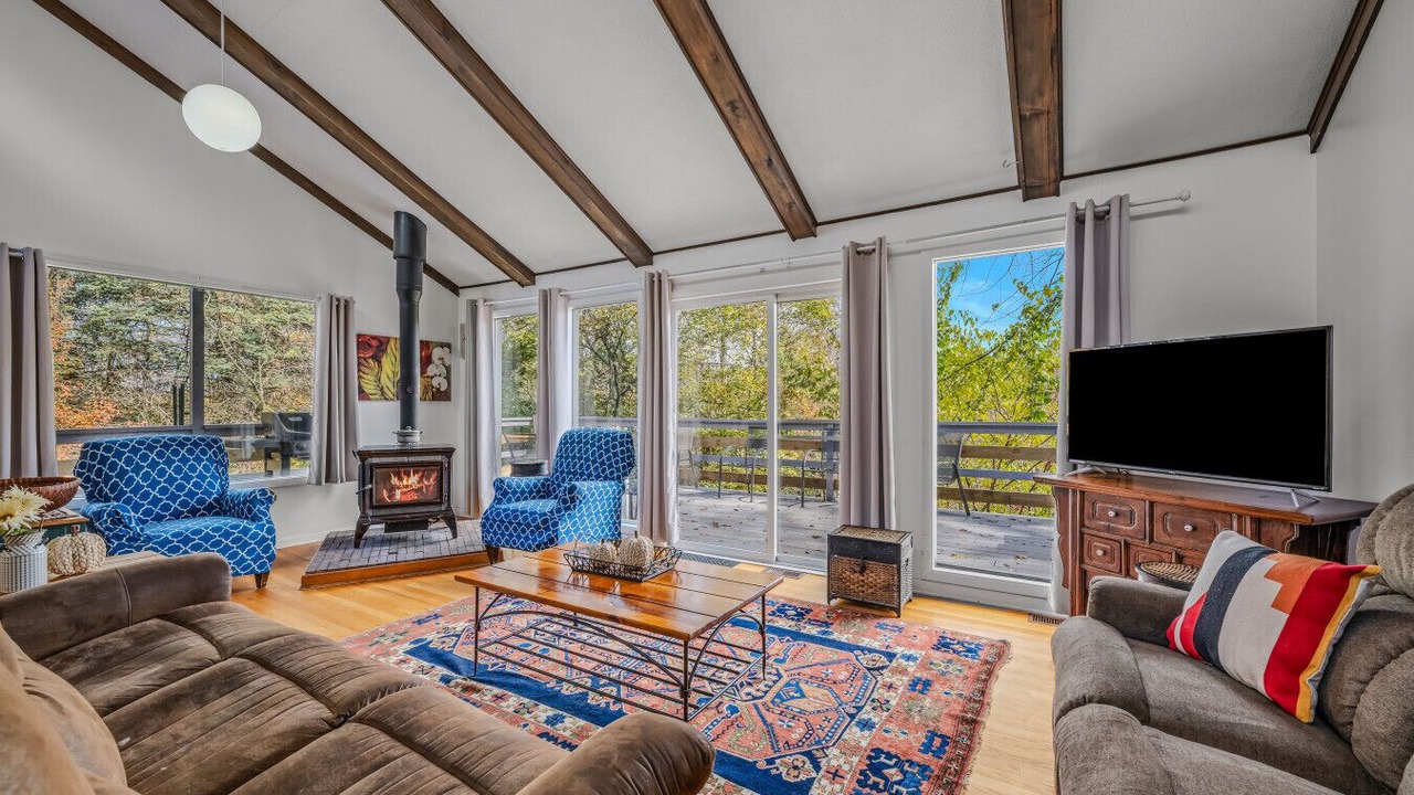 Photo of Livingroom in Berkeley Springs