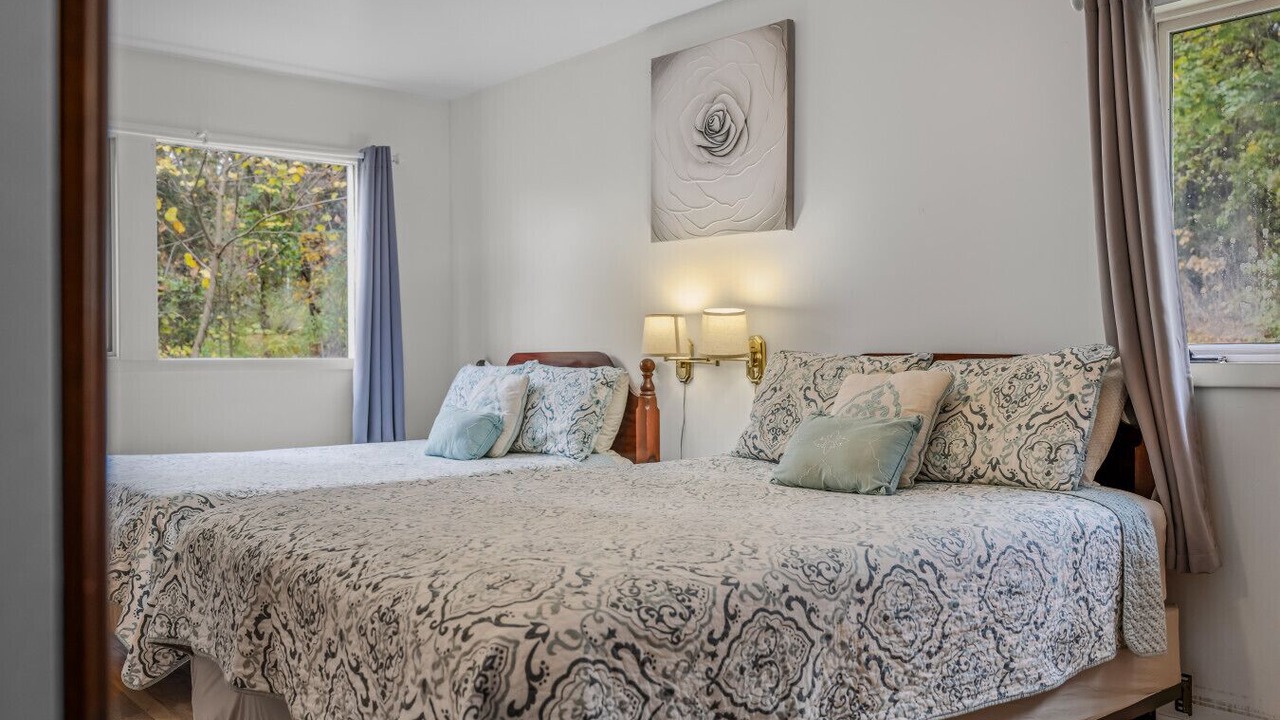 Photo of Bedroom in Berkeley Springs