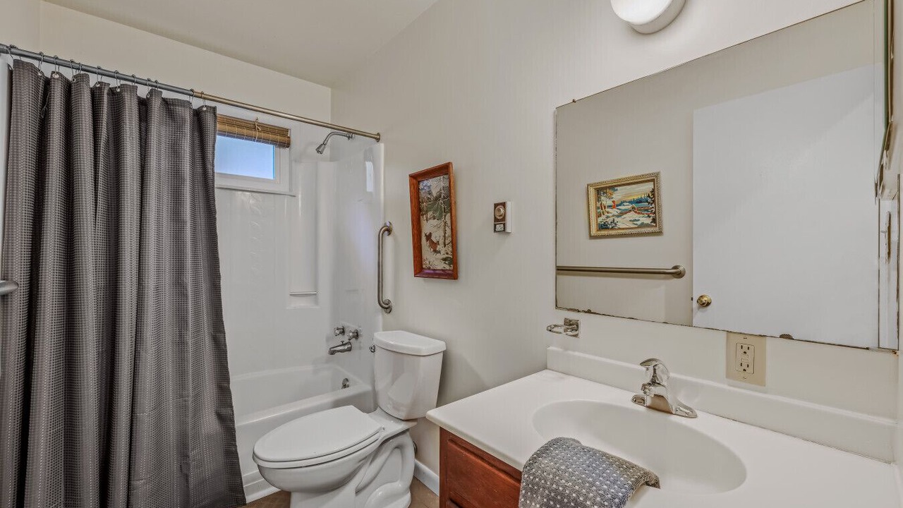 Photo of Bathroom in Berkeley Springs