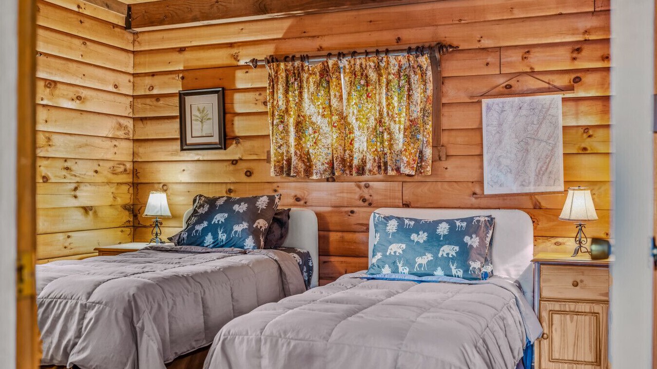 Photo of Bedroom in Berkeley Springs