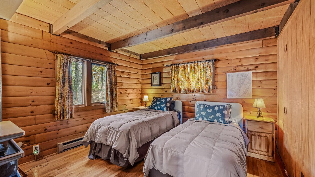 Photo of Bedroom in Berkeley Springs