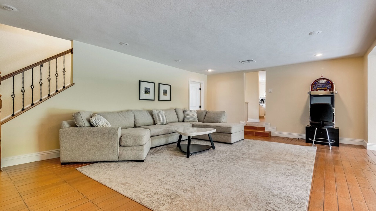 Photo of Livingroom in McNeil Estates