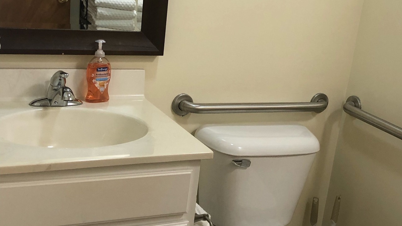 Photo of Bathroom in Cherokee
