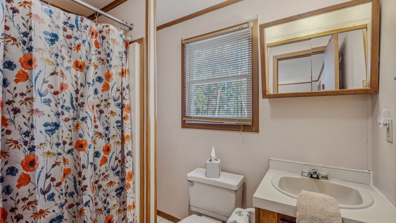 Photo of Bathroom in Berkeley Springs