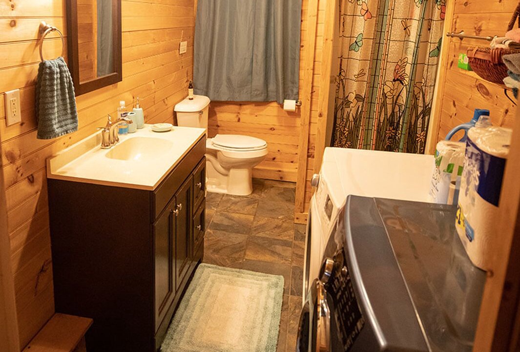Photo of Bathroom in Pine Ridge