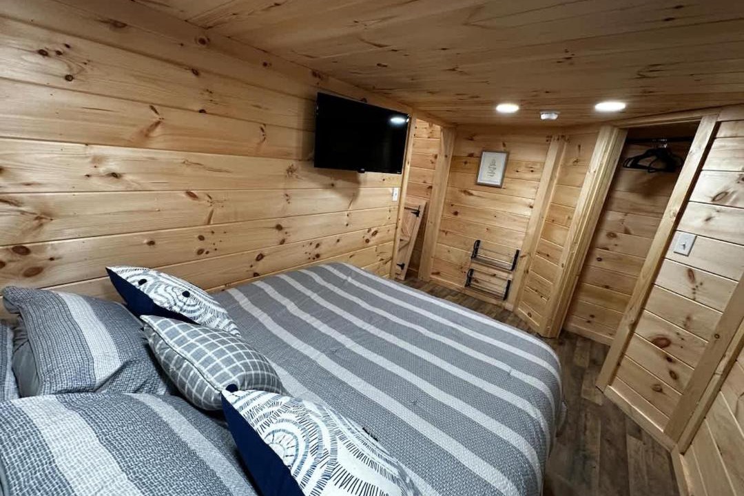 Photo of Bedroom in Betsy Layne