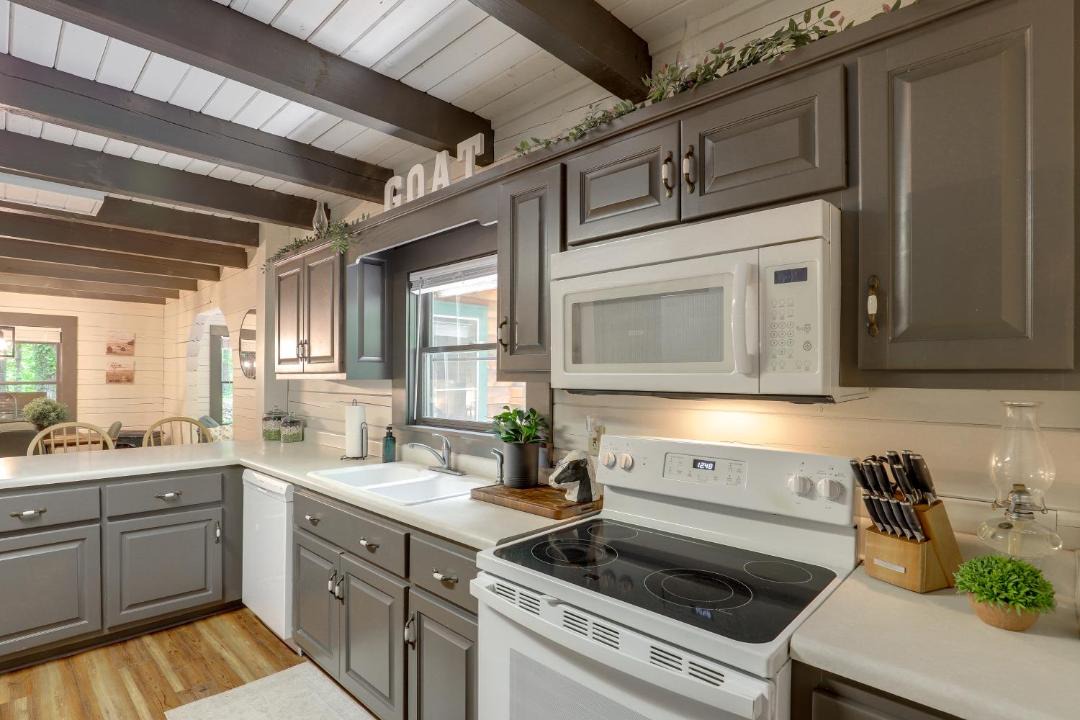 Photo of Kitchen in Vein Mountain