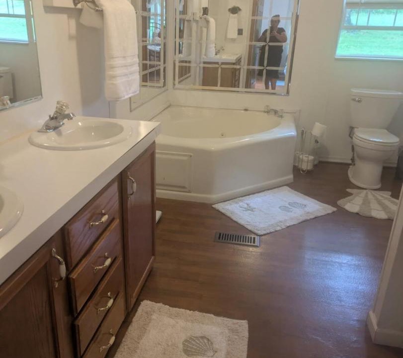 Photo of Bathroom in Jonesborough