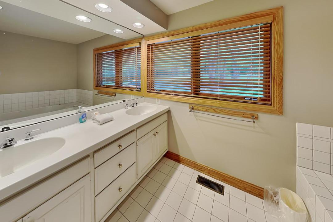 Photo of Bathroom in Blakeslee