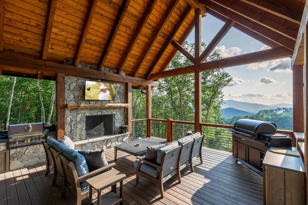 Photo of Patio Balcony in Banner Elk