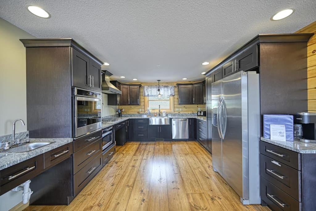 Photo of Kitchen in McHenry