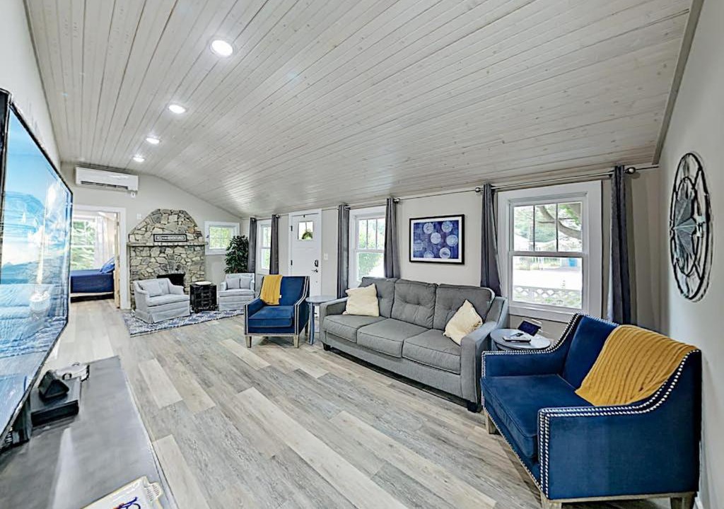 Photo of Livingroom in Ridgecrest