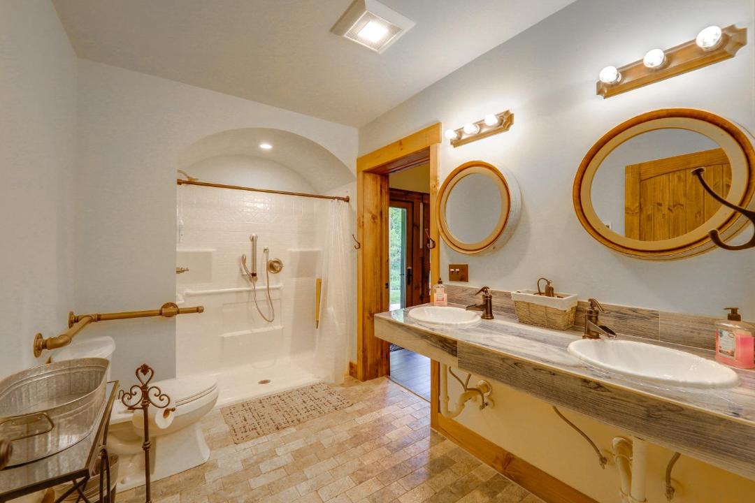 Photo of Bathroom in Elk Park
