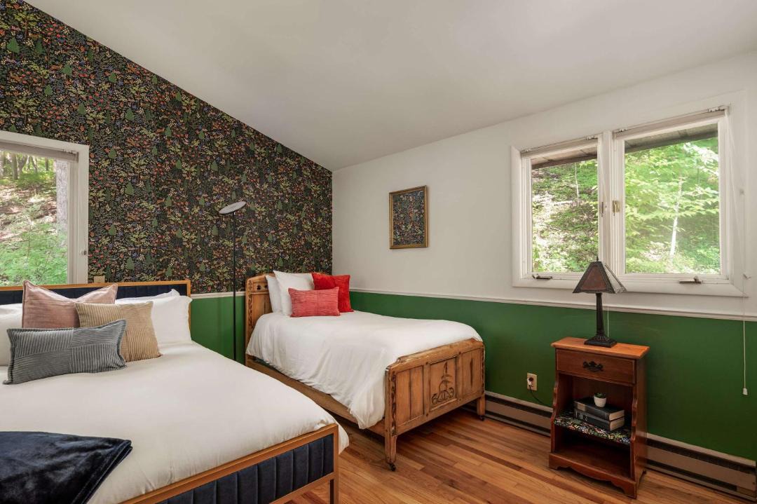 Photo of Bedroom in Berkeley Springs