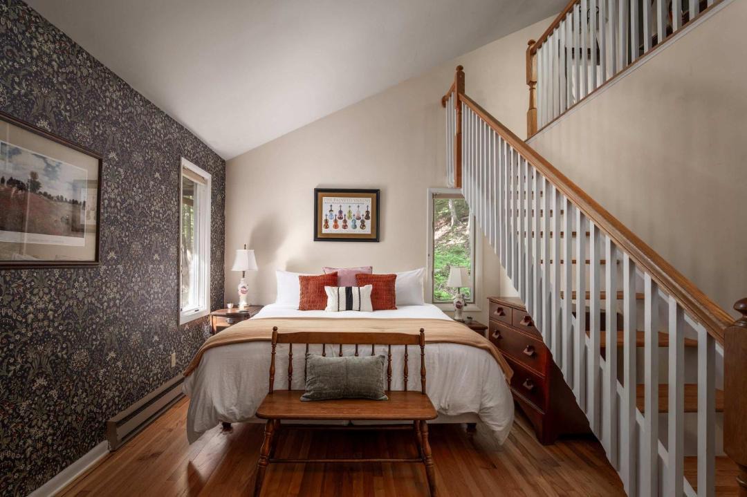 Photo of Bedroom in Berkeley Springs