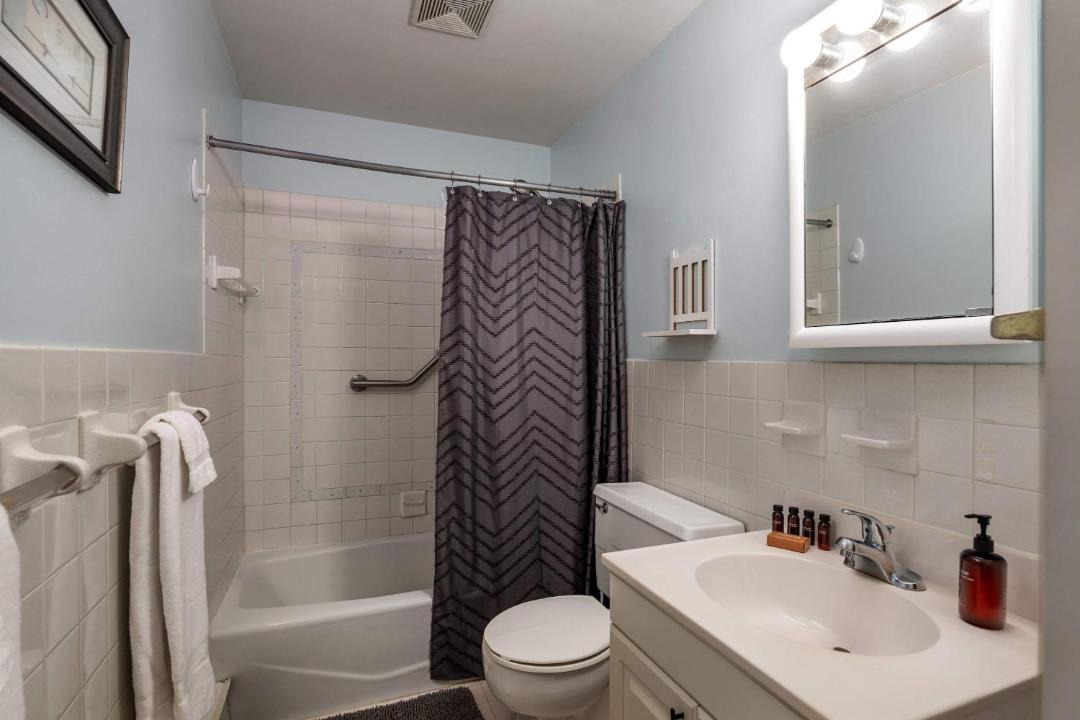 Photo of Bathroom in Berkeley Springs