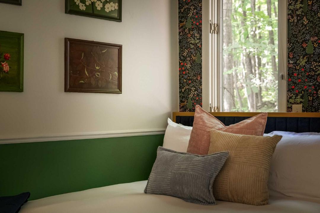 Photo of Bedroom in Berkeley Springs
