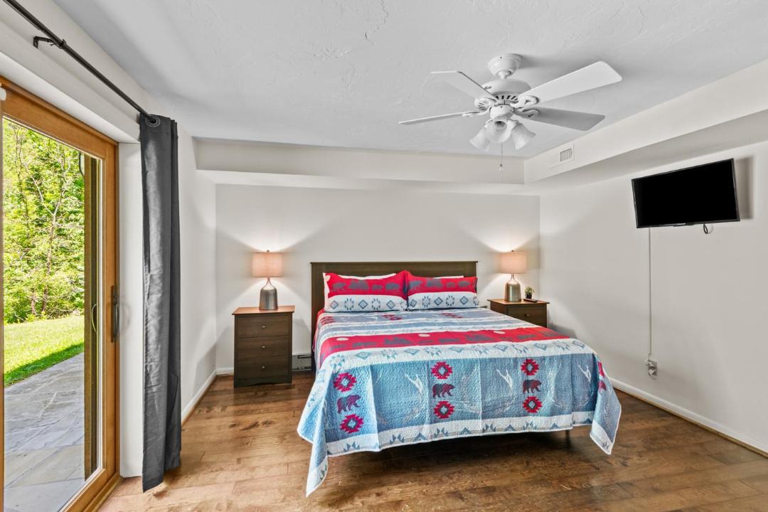 Photo of Bedroom in Elk Park