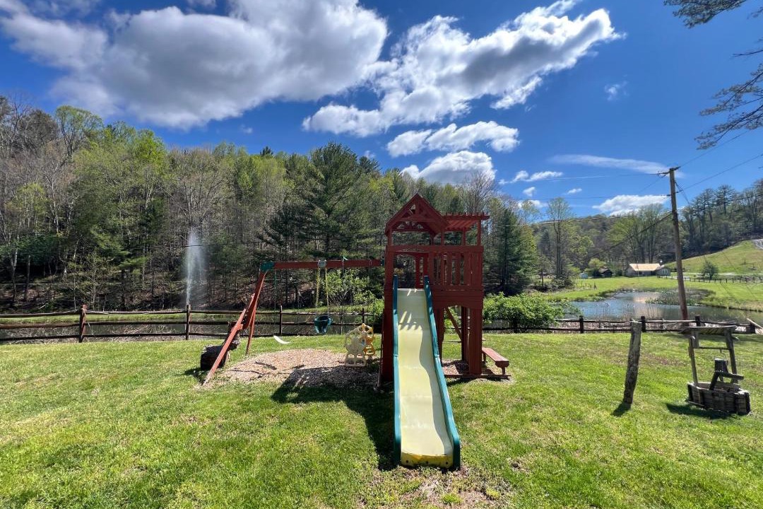 Photo of Others in Elk Park