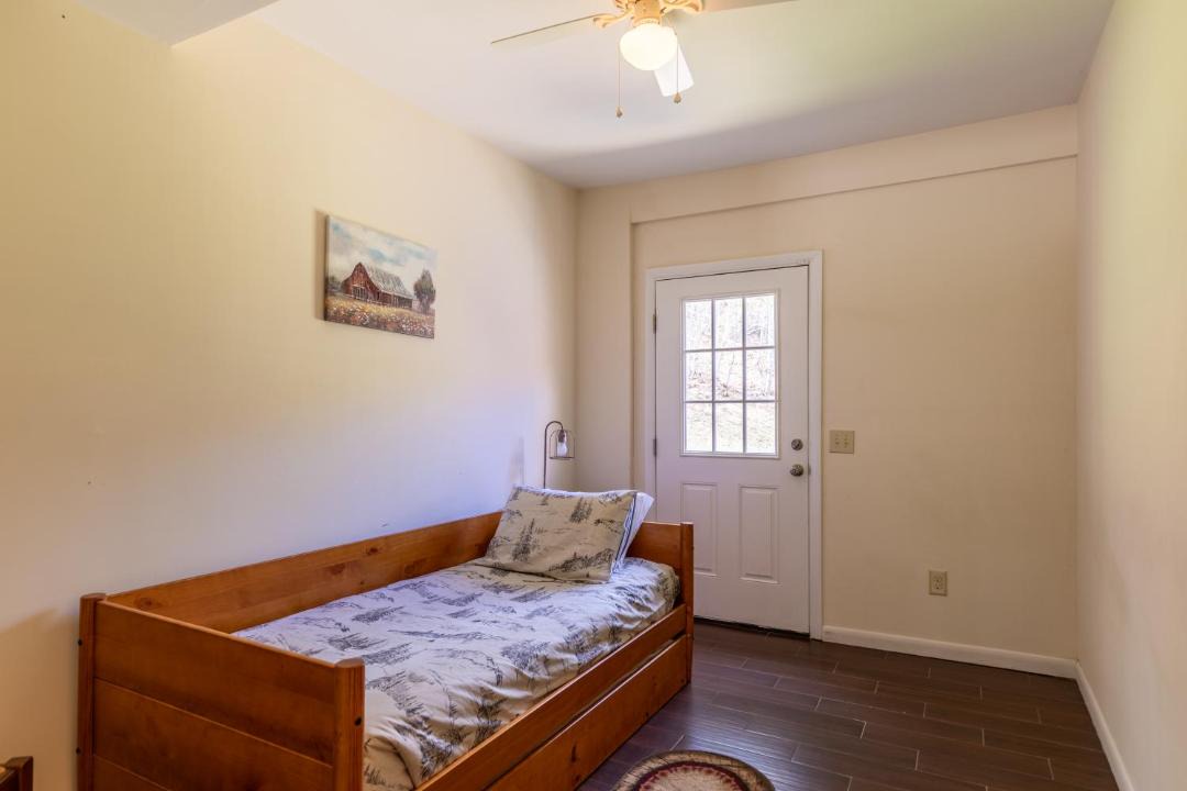 Photo of Bedroom in Elk Park