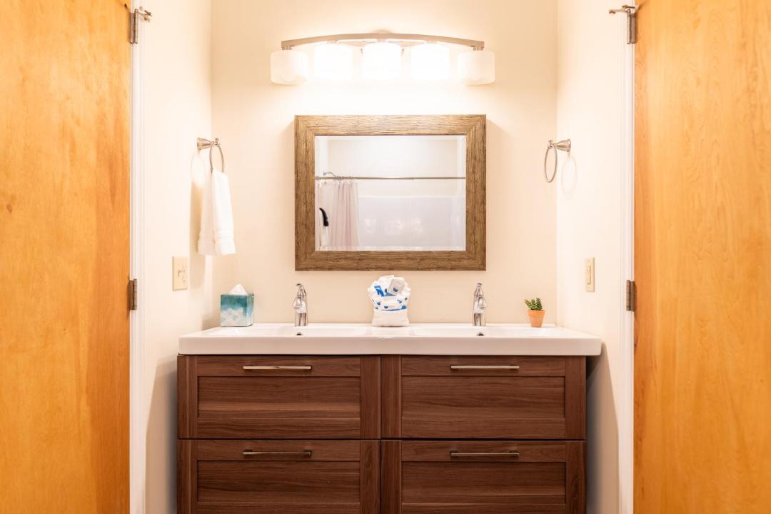 Photo of Bathroom in Elk Park