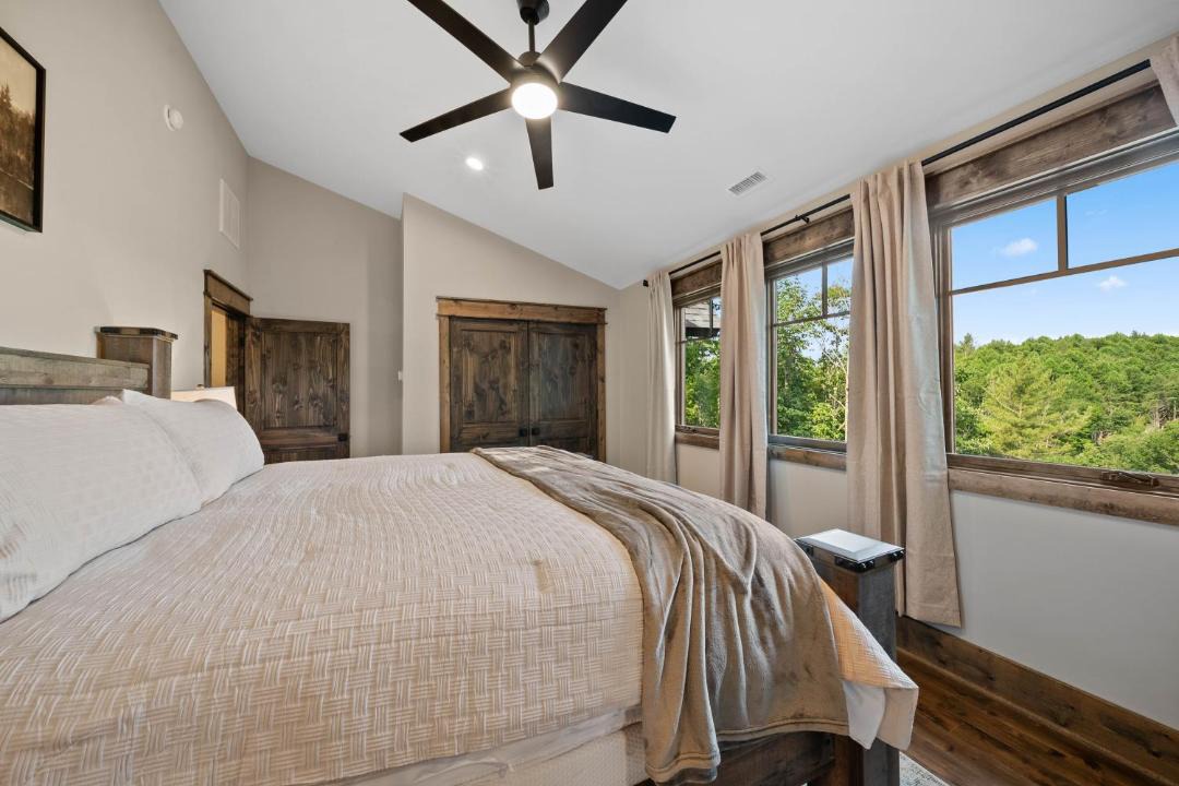Photo of Bedroom in Elk Park