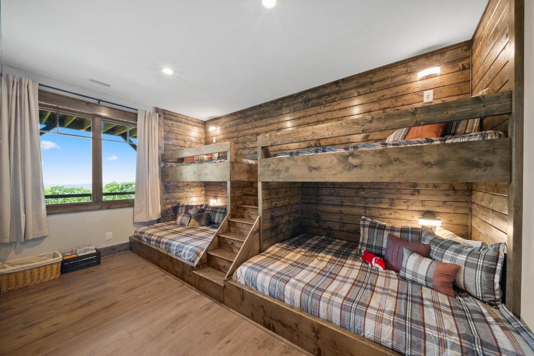 Photo of Bedroom in Elk Park