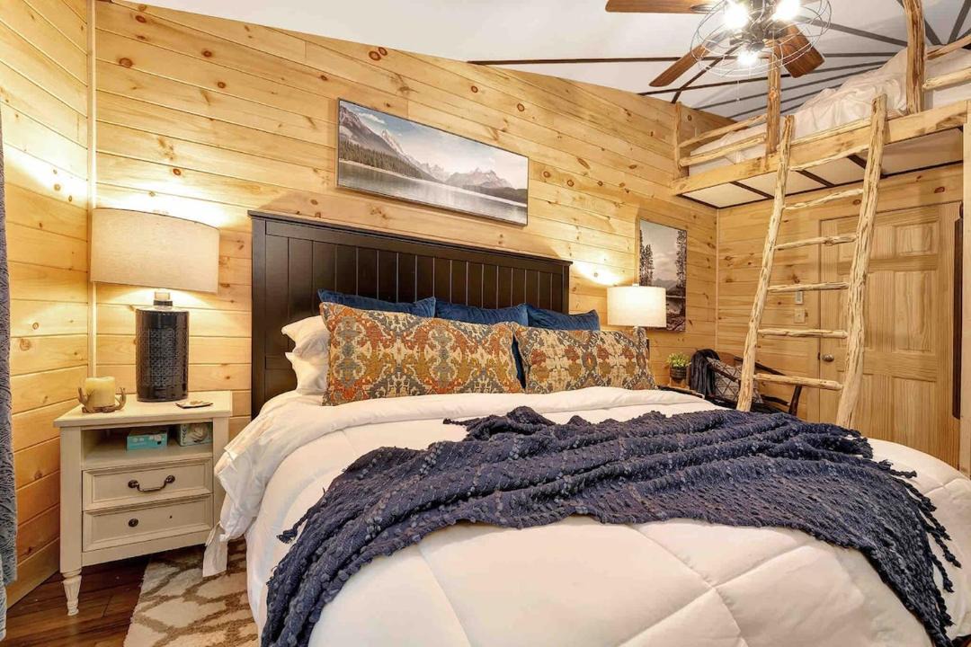 Photo of Bedroom in Sugar Mountain
