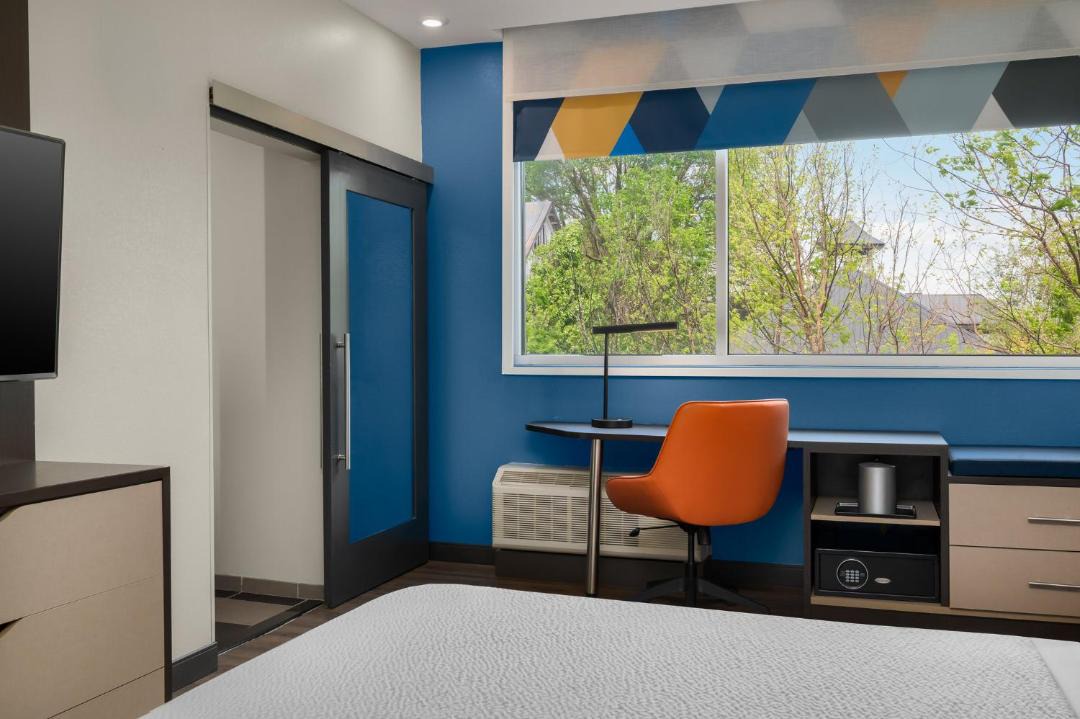 Photo of Others in Lexington