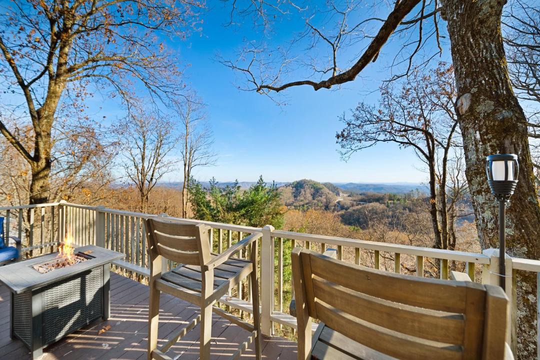Photo of Patio Balcony in Apple Ridge