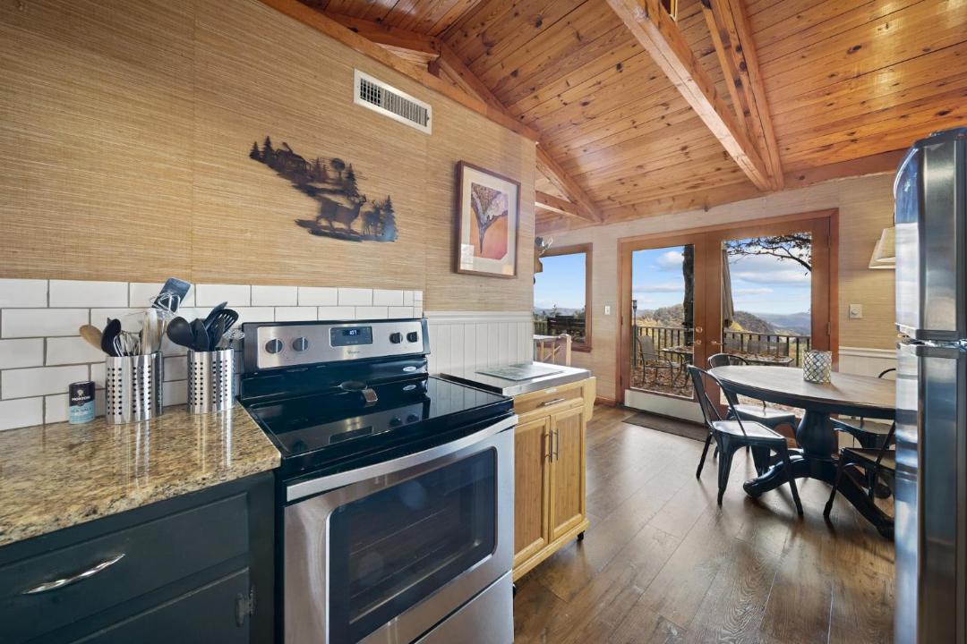 Photo of Kitchen in Apple Ridge