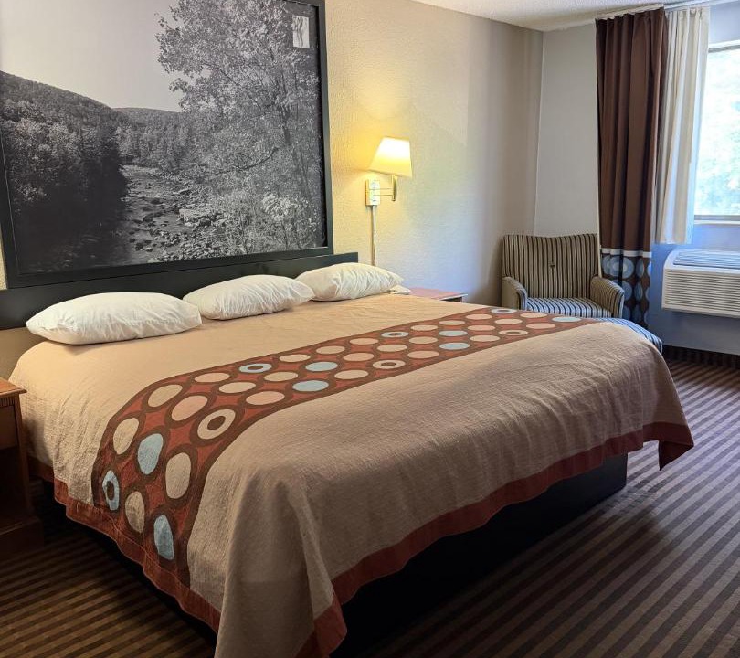 Photo of Bedroom in LaVale