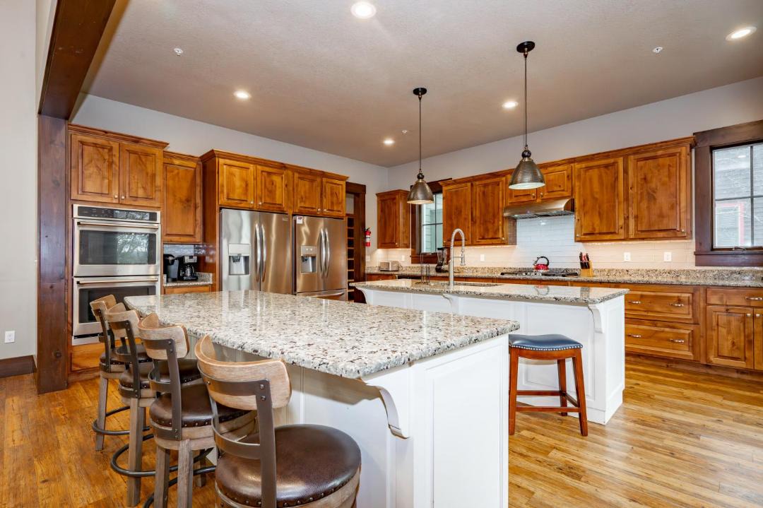 Photo of Kitchen in Waterfront Greens