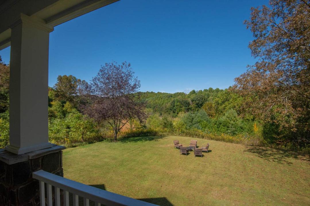 Photo of Patio Balcony in Lansing