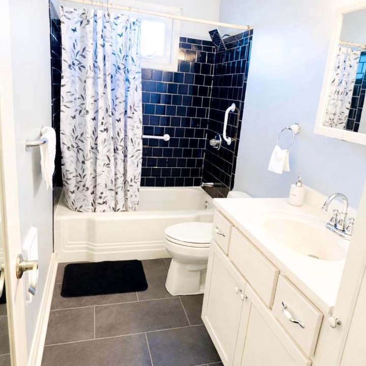 Photo of Bathroom in Glen Burnie