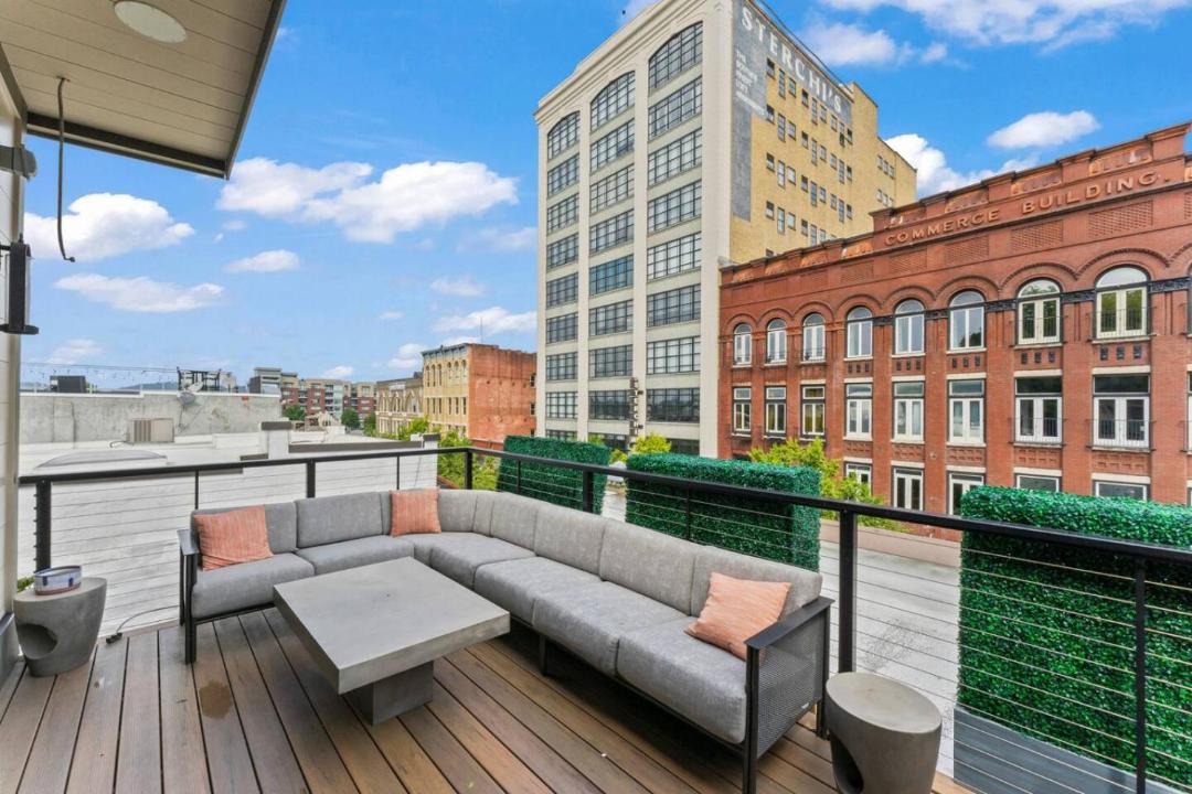 Photo of Patio Balcony in Old City