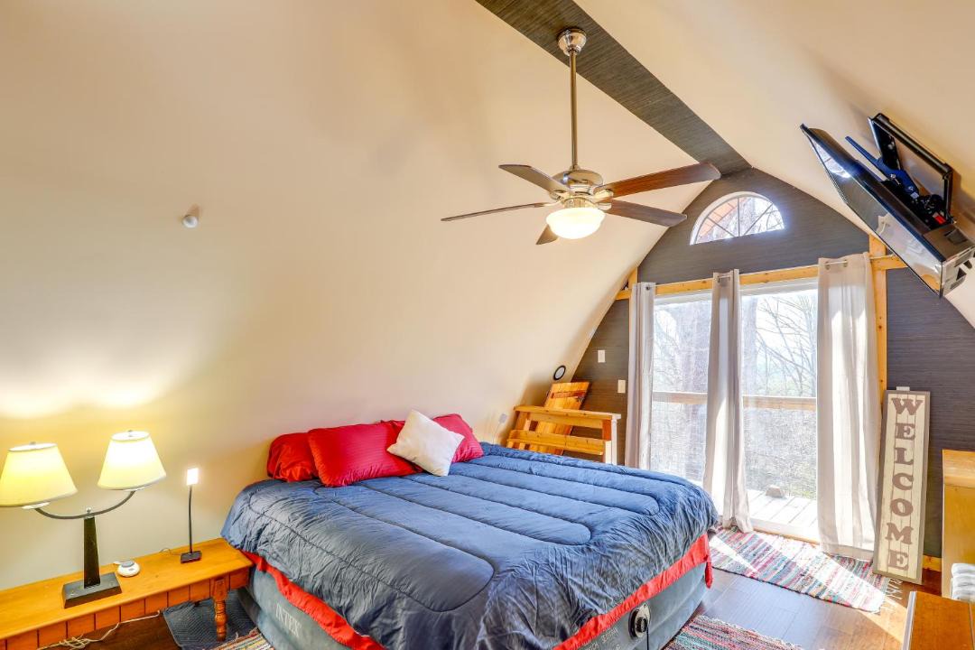 Photo of Bedroom in Mill Spring