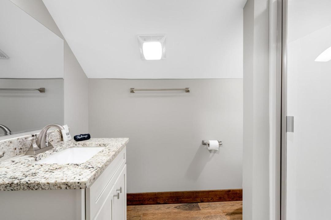 Photo of Bathroom in Campton