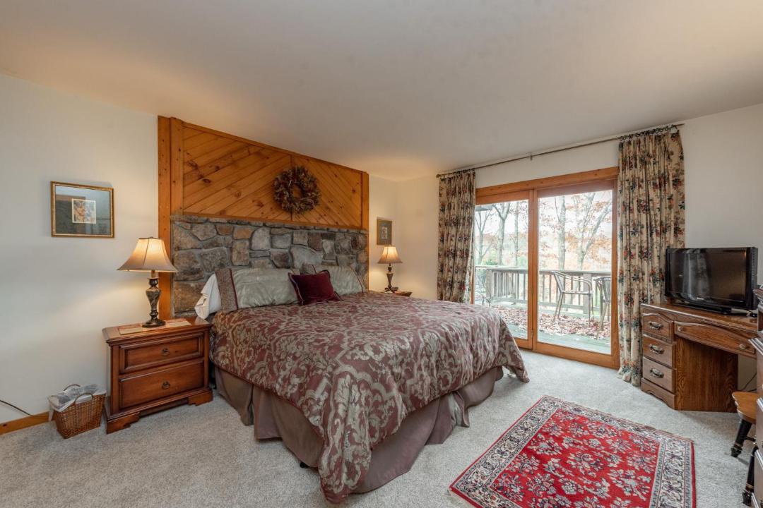 Photo of Bedroom in North Glade Hills
