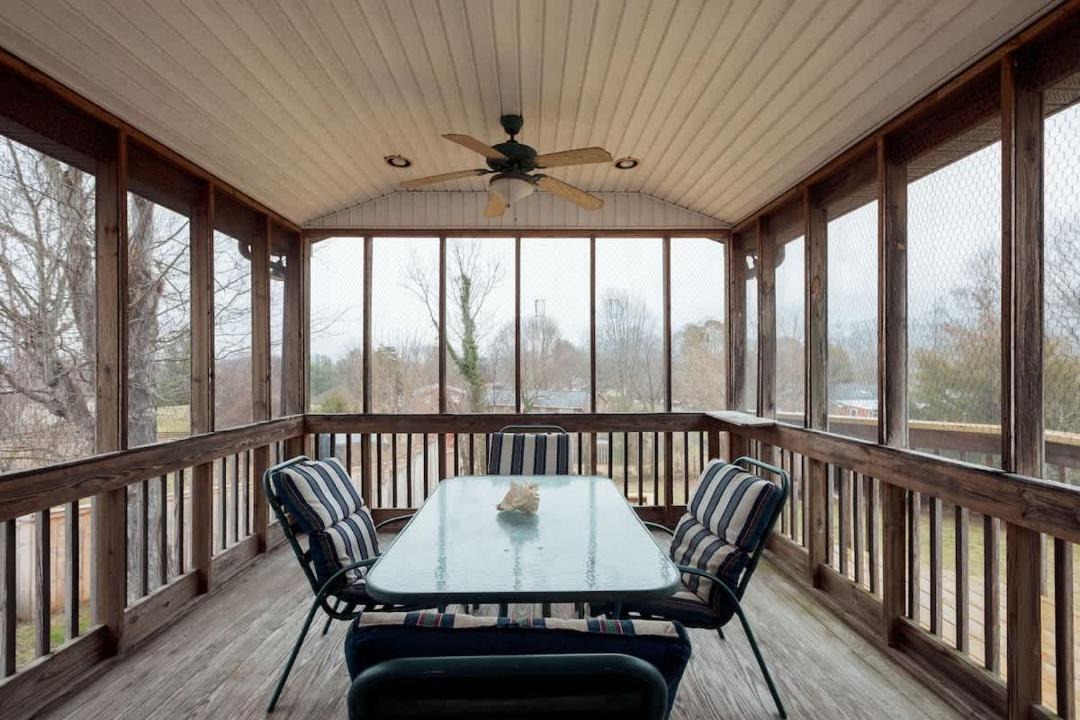 Photo of Patio Balcony in Johnson City