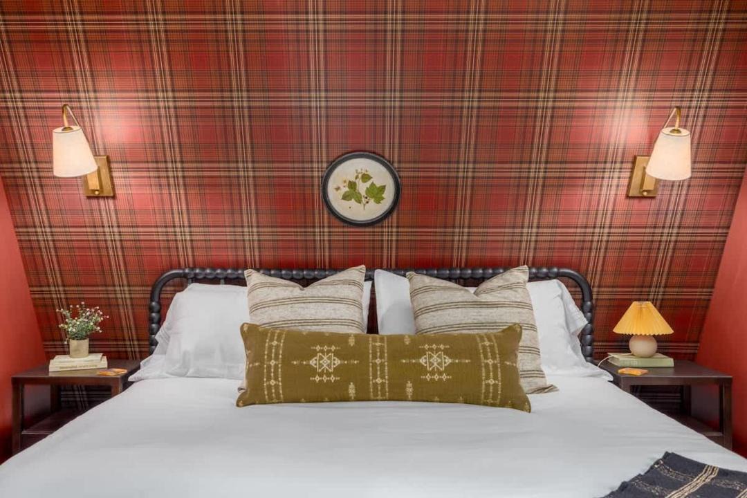 Photo of Bedroom in Berkeley Springs