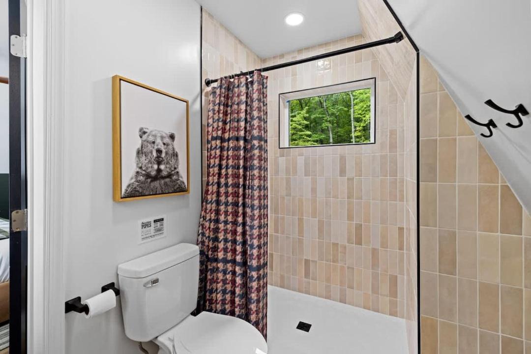 Photo of Bathroom in Berkeley Springs